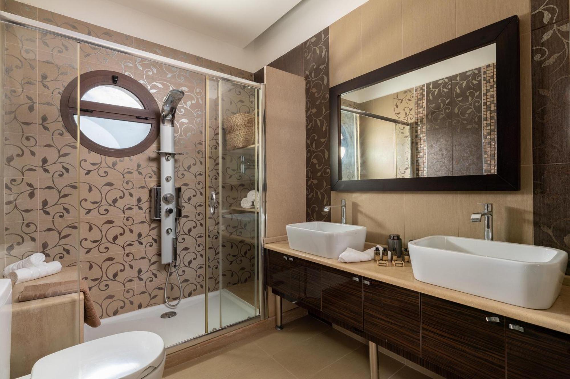 Physis Luxury *