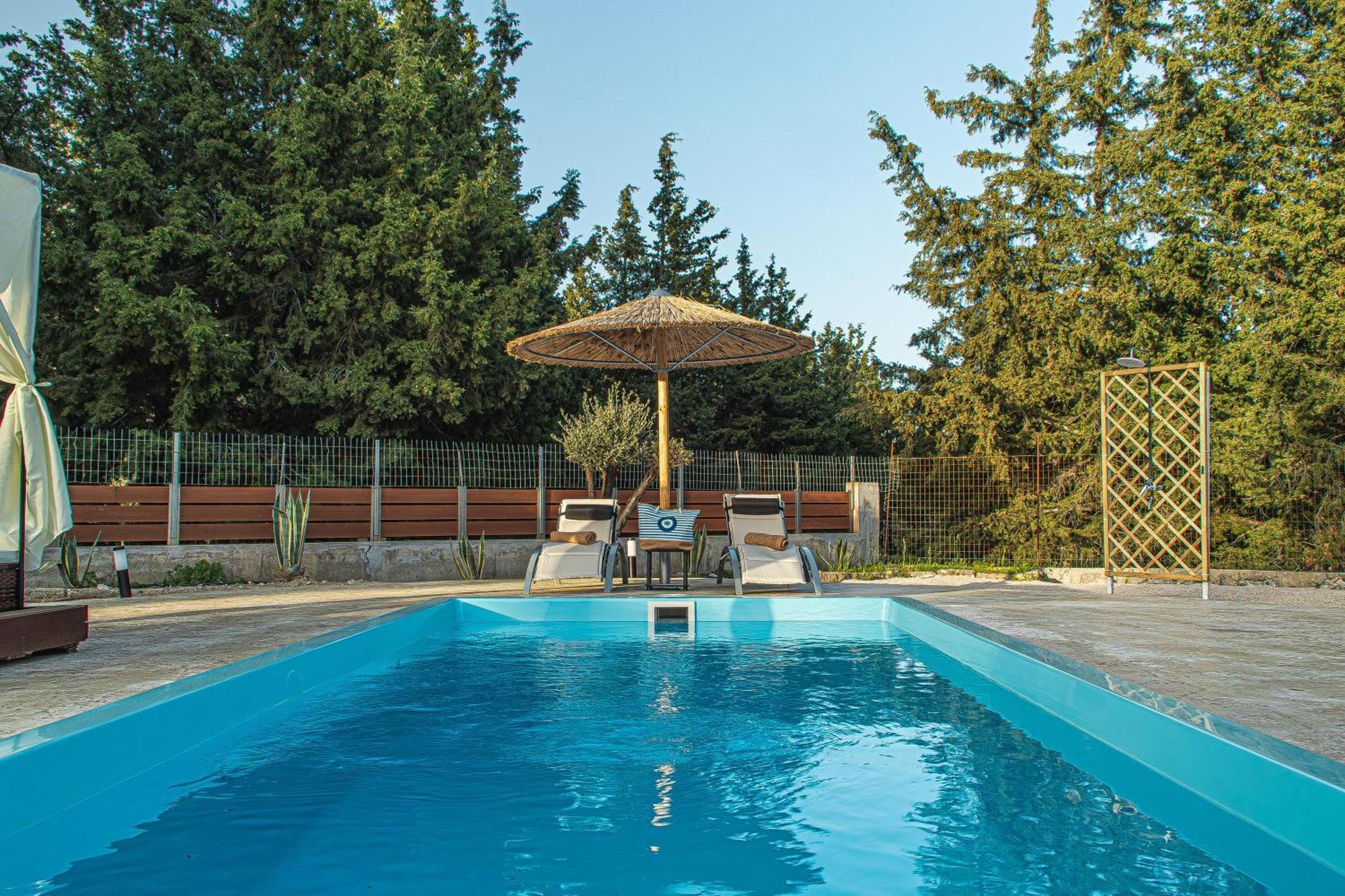 Physis Luxury
